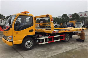 云安哪里有拖车服务